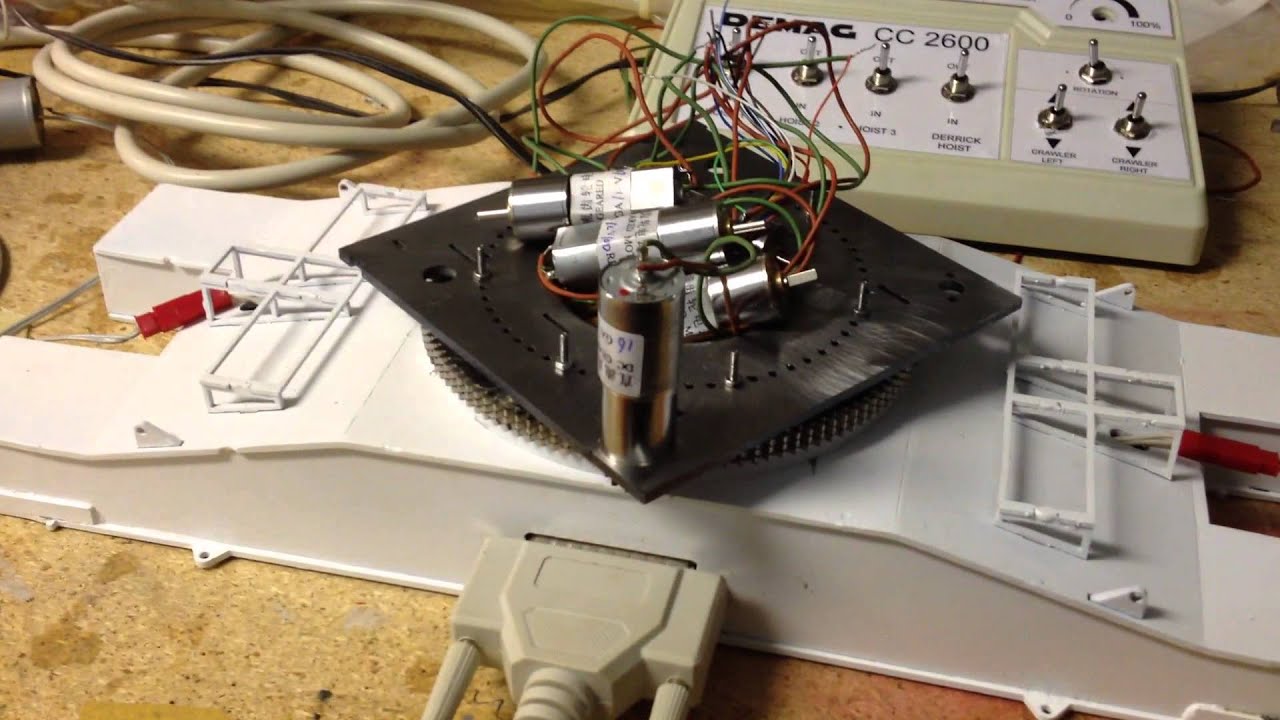 demag cc2600 1 24 slewring test - YouTube