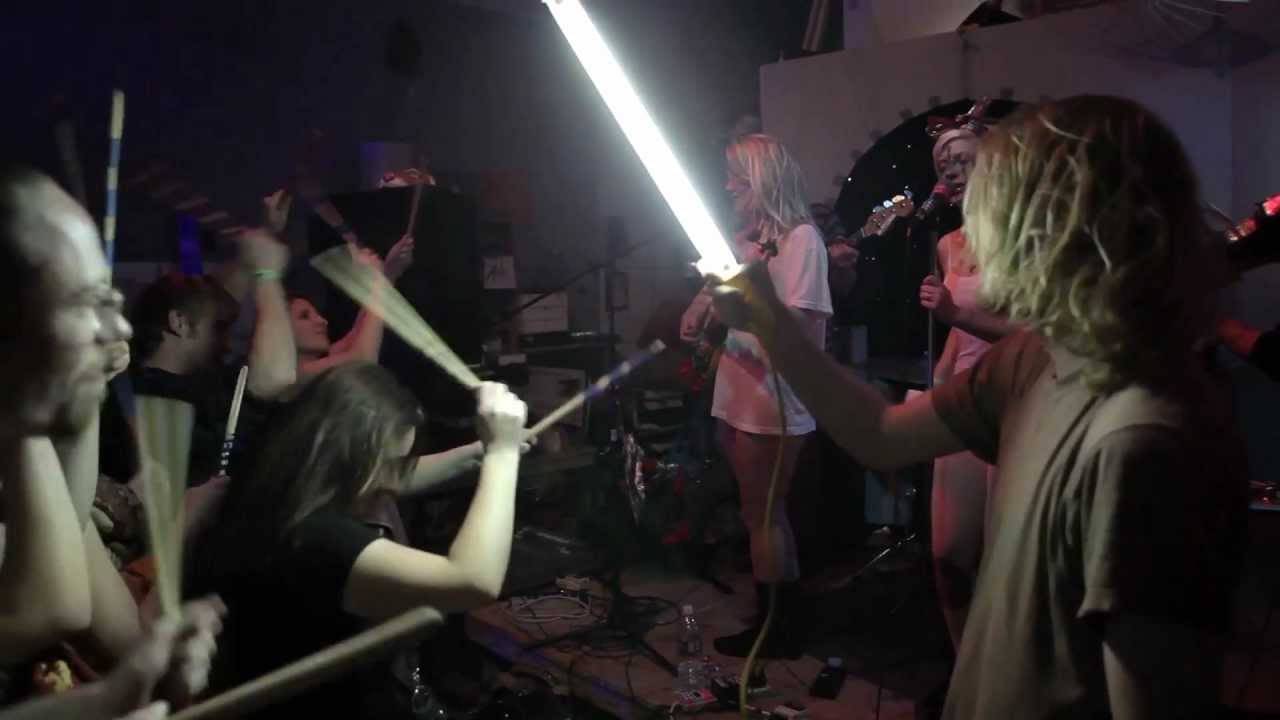 Spaceship Sessions: The Back Pockets - "Lovelike"