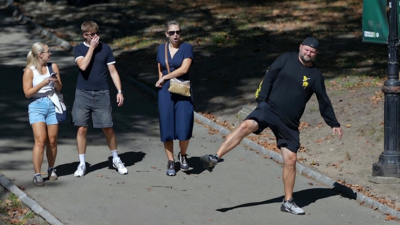 WET Fart Prank in NY! Not the POO Stew!