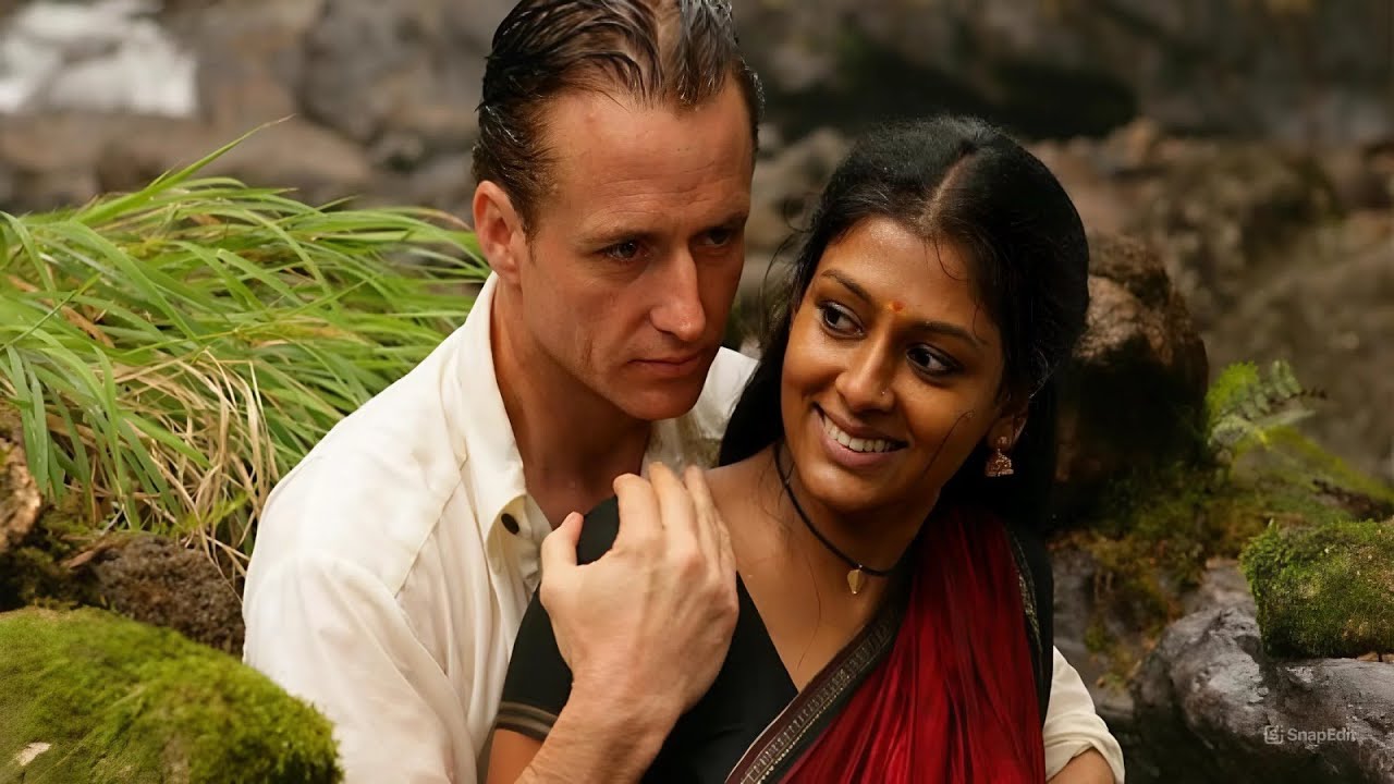 خادمة ريفية بتقع ف حب سيدها لانه احلى من جوزها وبيعاملها برقة ولما اهل القرية شمو خبر دبرولهاشئ مخيف