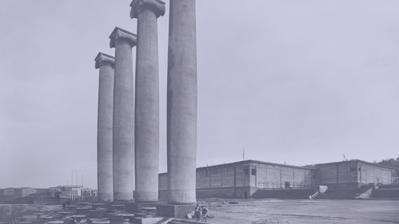 La restitució de les quatre columnes de Puig i Cadafalch a Montjuïc (2011) | Espurnes d'arxiu