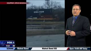 Train derails in Weatherford