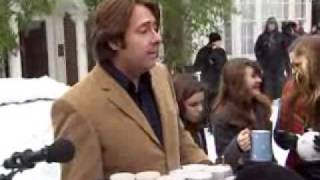 Jonathan Ross Quits BBC & Offers Cups Of Tea To Reporters