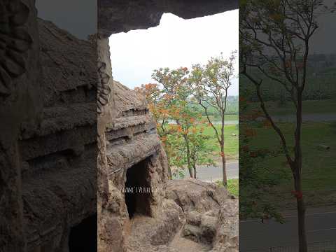 watch till the end to see yoga guru🧘‍♀️🤭 #undavallicaves #vijayawada #caves #lord#dayout#vlog #music