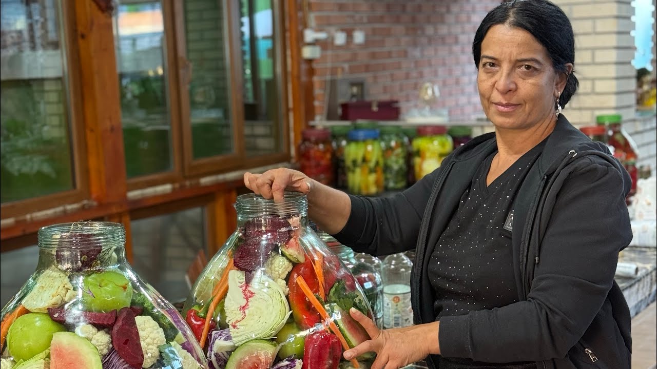 Am făcut murături împreună cu Alin și Mihaela 