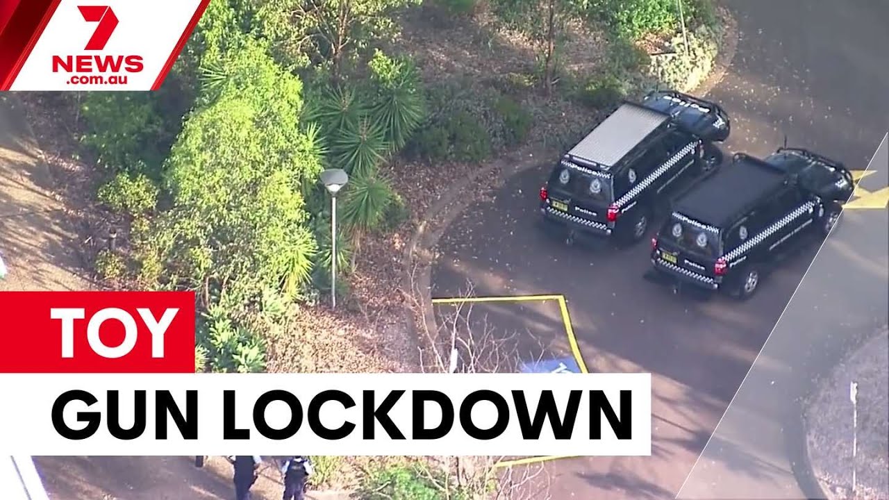 Water pistol triggers Campbelltown TAFE lockdown | 7NEWS