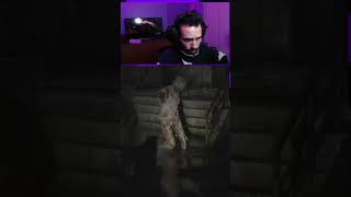 El chat siempre tirando la Data #twitch #residentevilrequiem #residentevil #chat