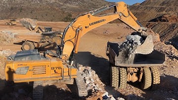 Caterpillar 992G Wheel Loader & Liebherr 976 Excavator Loading Cat Dumpers - Sotiriadis/Labrianidis