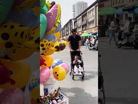 This is the first time I have released a video recording Tao Jie's daily life. If you like Tao Jie,
