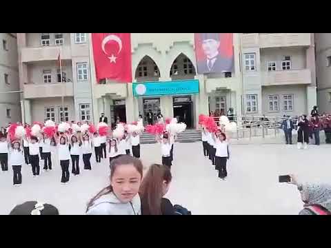 Olanlar Oldu Bana-Ajda Pekkan 2.sınıf 23 Nisan Gösterisi