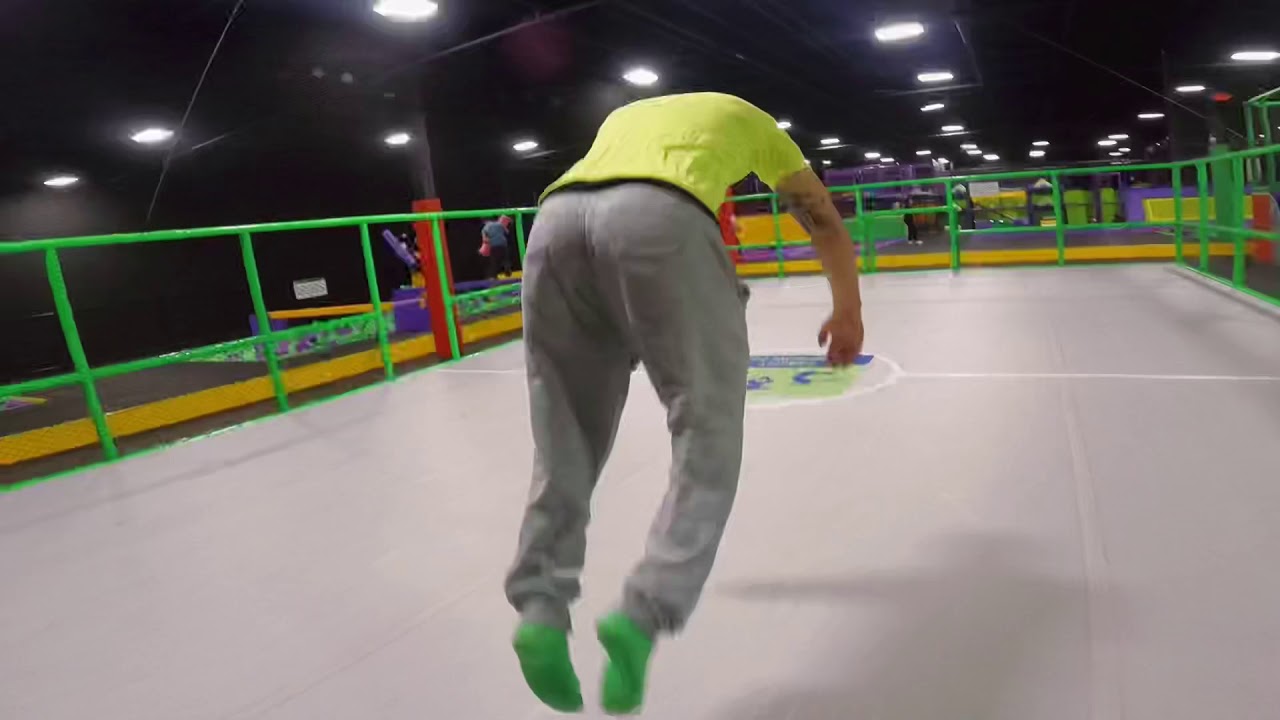 FunZ trampoline Park training