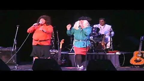 Selwyn Rawiri and Billy Peters 2007.mpg