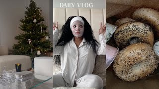 Living Alone In NYC | Putting Up The Tree, Learning How to Cook, A Day A Home | VLOGMAS DAY 3