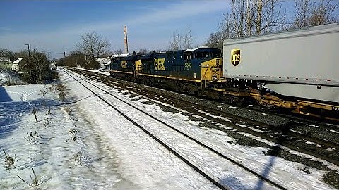 [HD] CSX Q157 Intermodal Train Westbound - Fairport, NY
