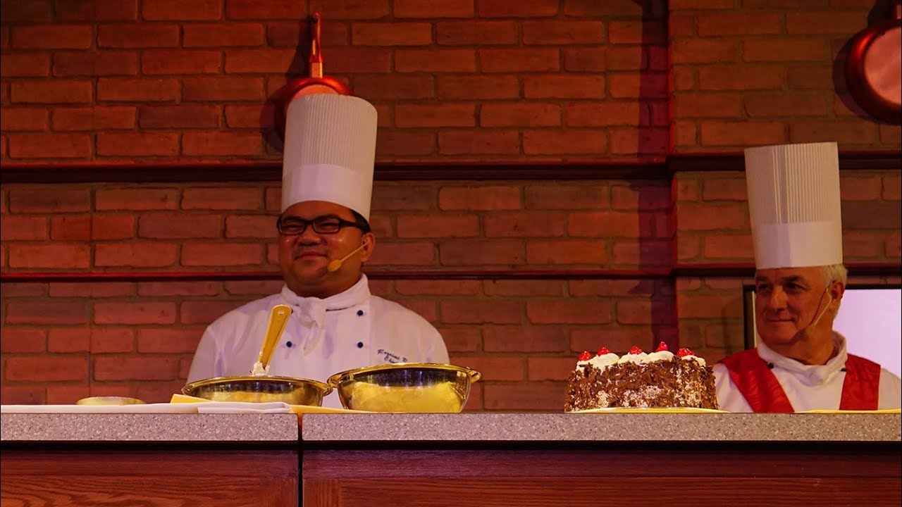 Princess Chef Princess Cruise Chef, making a black forest cake - YouTube