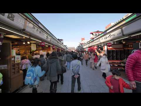 4K・ Asakusa street hyperlapse in 4K starting from Kaminarimon