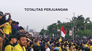 TOTALITAS PERJUANGAN - Mahasiswa (lyrics video)