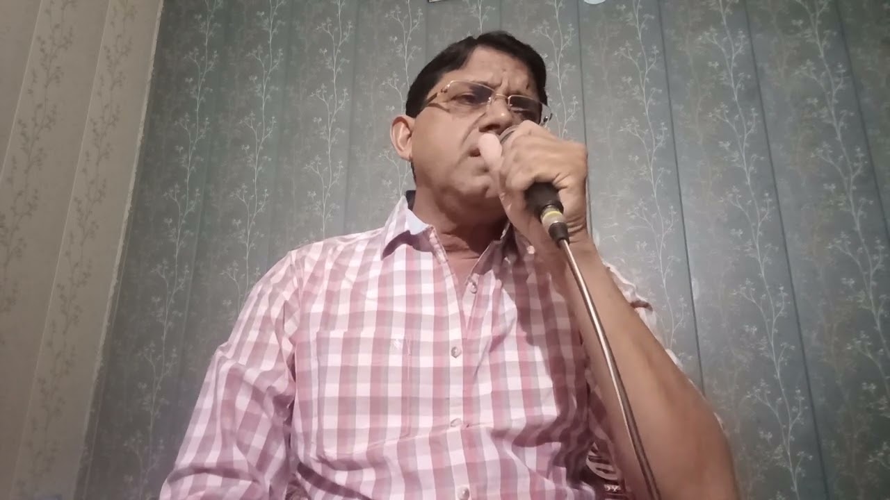 बरसात के मौसम में.Ruby Rahul Sambhal.9760345217.