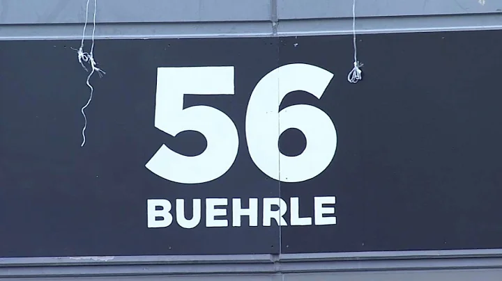OAK@CWS: Buehrle's No. 56 is retired in Chicago