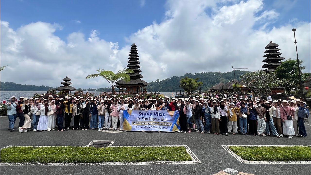 ОБУЧАЮЩИЙ ВИЗИТ SMP N 1 GEMOLONG SRAGEN В СУРАБАЙЮ - БАЛИ с MAHENDRA TOUR N TRAVEL