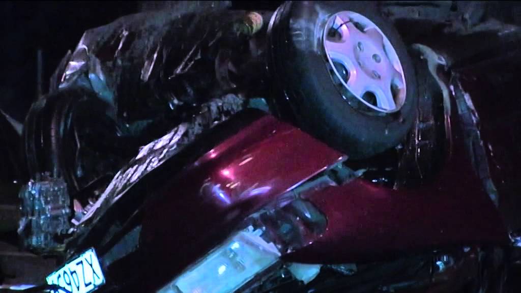 volcanoes in hawaii SERIOUS CRASH TAMAKI DRIVE or how not to drive after having a drink