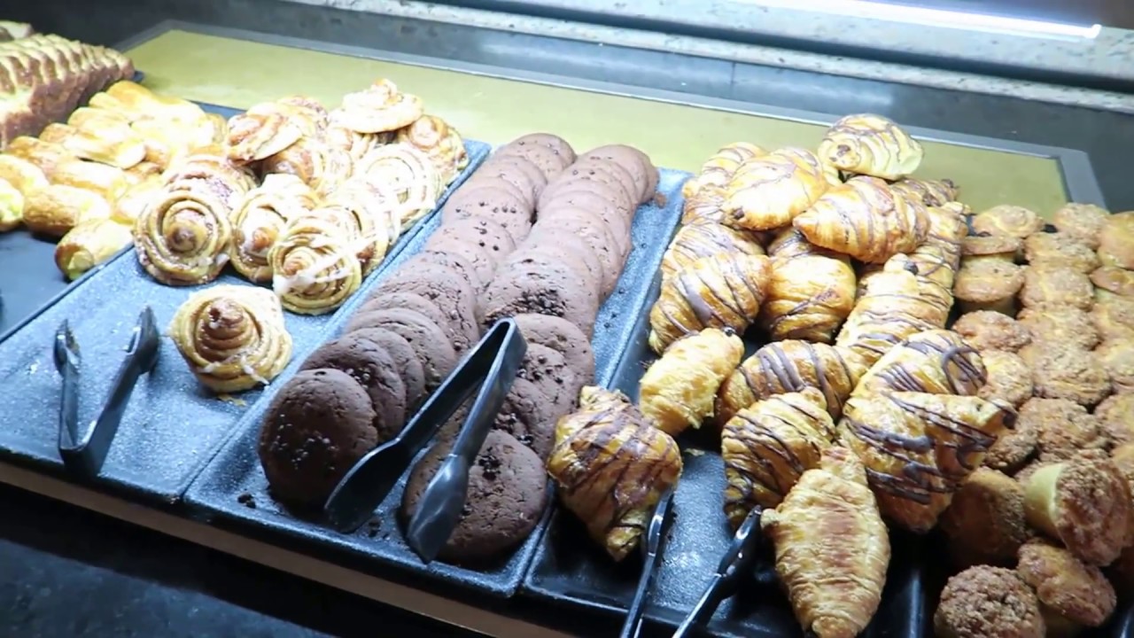 Hotel Riu Palace Bavaro. The main restaurant, breakfast. Dominicana, Punta Cana.