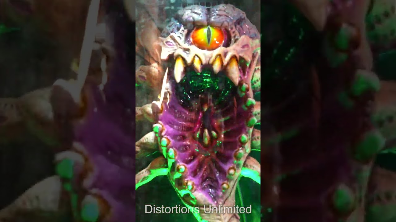 Alien Parasite Animatronic Sci Fi Horror Prop