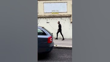 Thumbnail of This Guy's Wild Style Went Viral