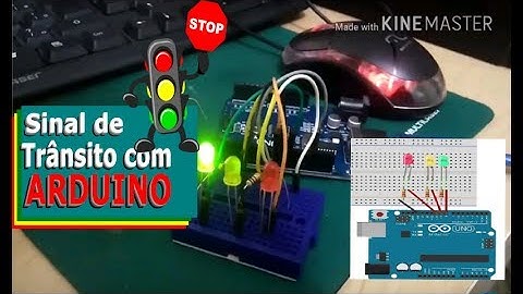 Sinal de trânsito feito com ARDUINO