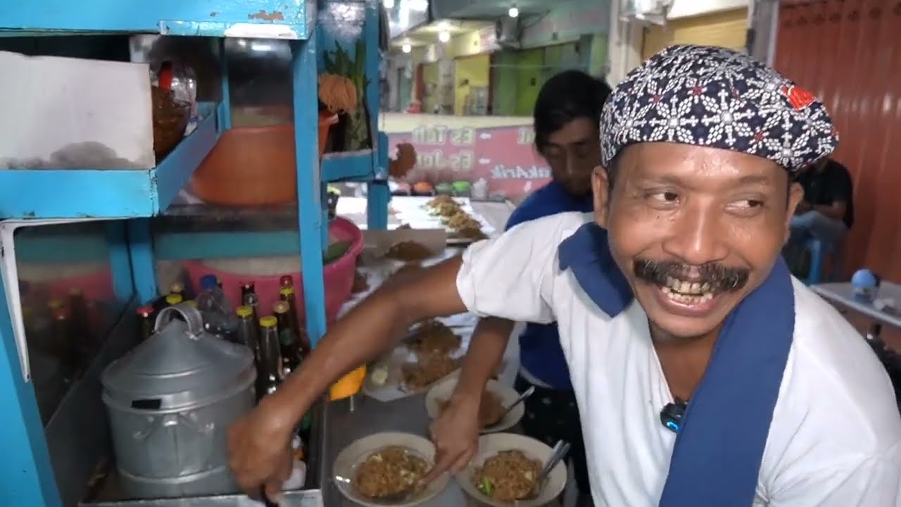 NASI GORENG 7 MILYAR PORSINYA UGAL-UGALAN!! YANG BELI RAME BANGET