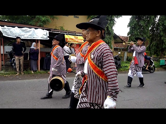 Bergodo WIROSOBO Soboman jogja class=