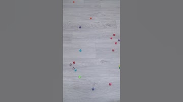 Reverse Video Colored Game Dice