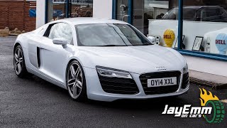 The Perfect First Supercar? Audi R8 V8 MANUAL Review  With Expert Buying Advice!