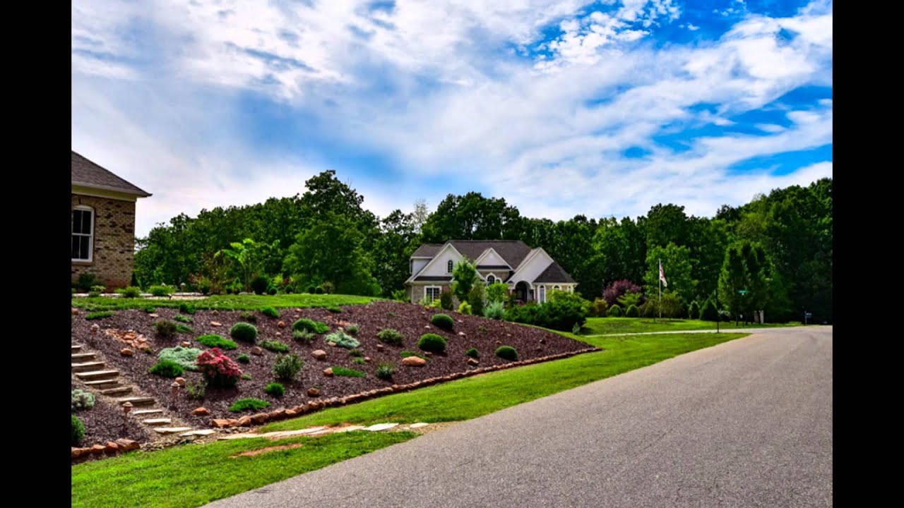 Harbor Watch Lot for Sale in Waterfront Community (Statesville, NC