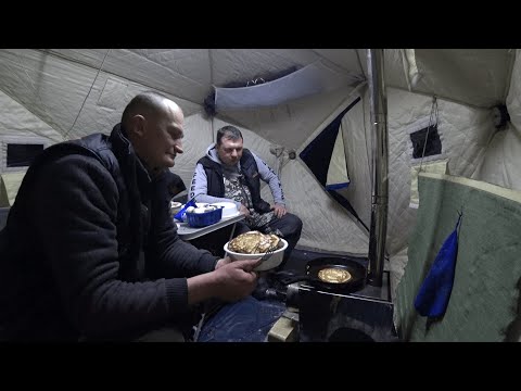 Видео: ЧЕТВЕРО СУТОК на ЛЬДУ!  НОЧНАЯ ЛОВЛЯ ЛЕЩА в ПАЛАТКЕ.