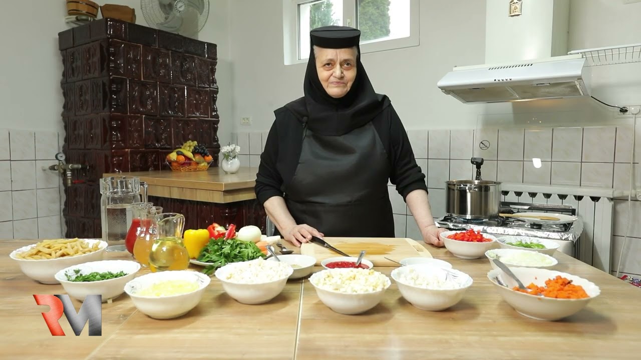 Ciorbă bănățeană cu „smântână” din caju – Rețetă de la Mănăstirea Brebu