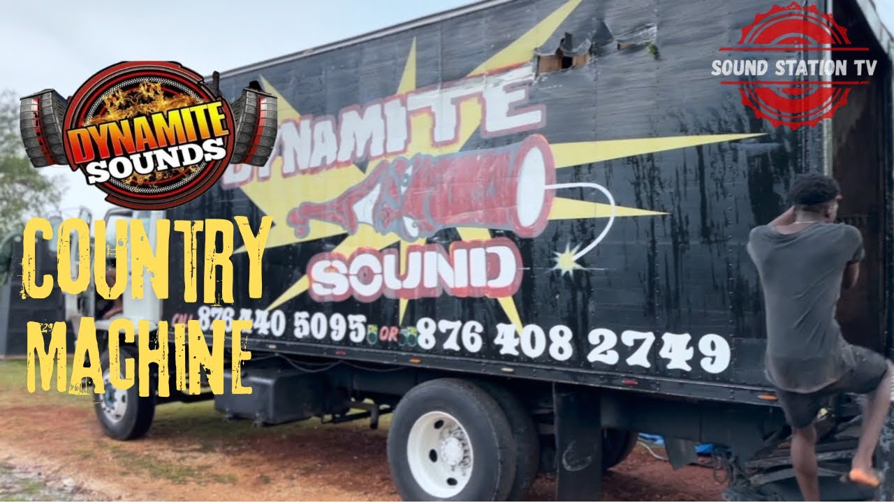 DYNAMITE SOUND SYSTEM IN MANCHESTER | EARLY SETUP AND DUB PLATE JUGGLING 