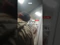 المنظر ده حرام والله مواطن يوثق الزحام الشديد داخل عربة قطار
