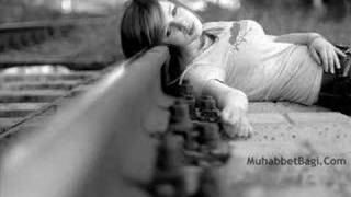 Ahu Saglam Gitme Resimi