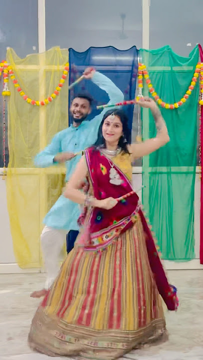 Dholida Song | loveyatri | dandiya special💐#shorts #dance #garba #dandiya #garbadance #ytshorts