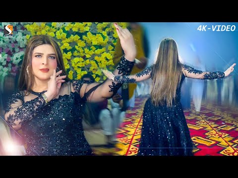 Laung Nak Da Lak Patla , Chahat Baloch Mujra Dance Performance 2023