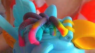 Пластилин Плей До. Набор Май Литл Пони. Украшаем Радугу Дэш (Play Doh My Little Pony).Video for kids