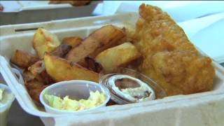 NW32TV presents FOOD CART FRIDAY SW 9TH & ALDER FOOD POD REVIEW