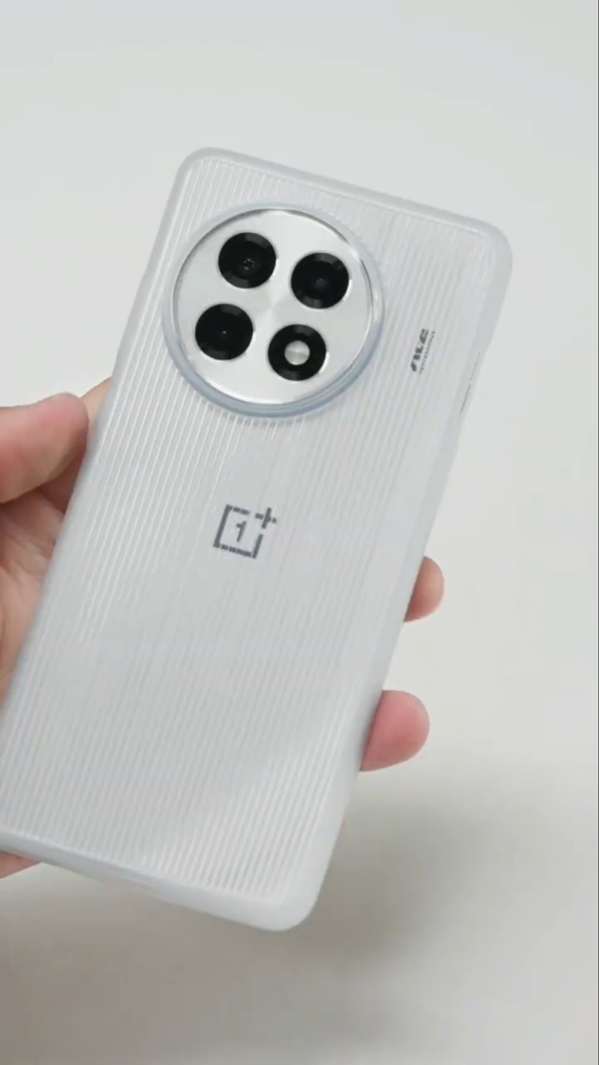 OnePlus Ace5 Pro first unboxing, what do you think of this ceramic version? OnePlus Ace5Pro OnePlus