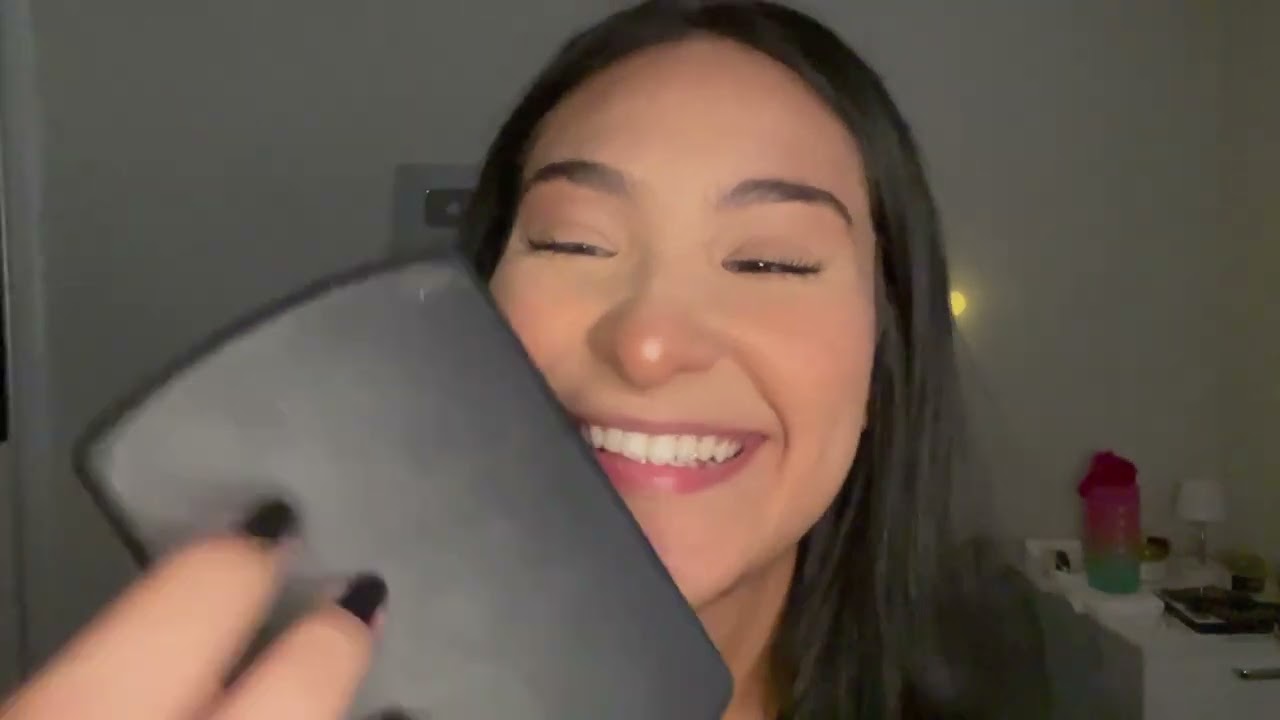 Oi posso arrumar seu cabelo? - ASMR