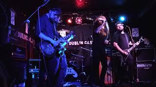 Yesterday's Gone - She's so lonely (live at The Dublin Castle)