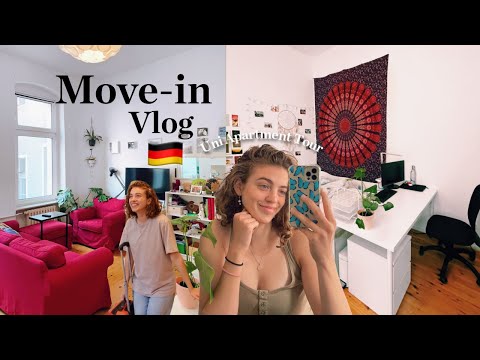 University Apartment Tour and Move In Vlog 2021!