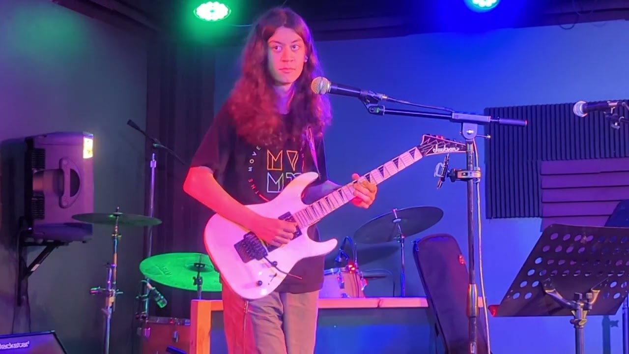 Live at Stable Studios: Sweet Child of Mine - Guns n Roses