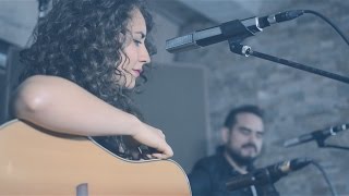 Video thumbnail of "Ninah feat. Alex Pérez - Sólo un día"