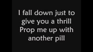 Garbage - I think I'm paranoid (Lyrics)